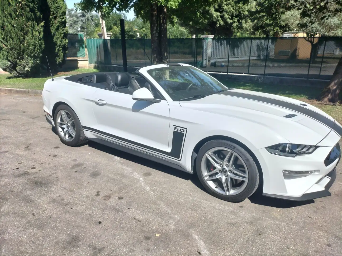 Ford Mustang Mustang Convertible 5.0 ti-vct V8 GT 450cv my19 Bianco - 1
