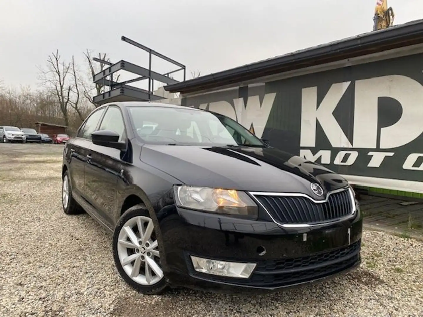 Skoda Rapid/Spaceback Rapid 1.6 CR TDI Elegance Negro - 1