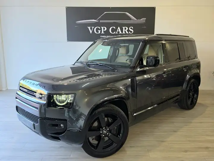 Land Rover Defender 110 5.0 V8 AWD Auto X-Dynamic HSE 2025