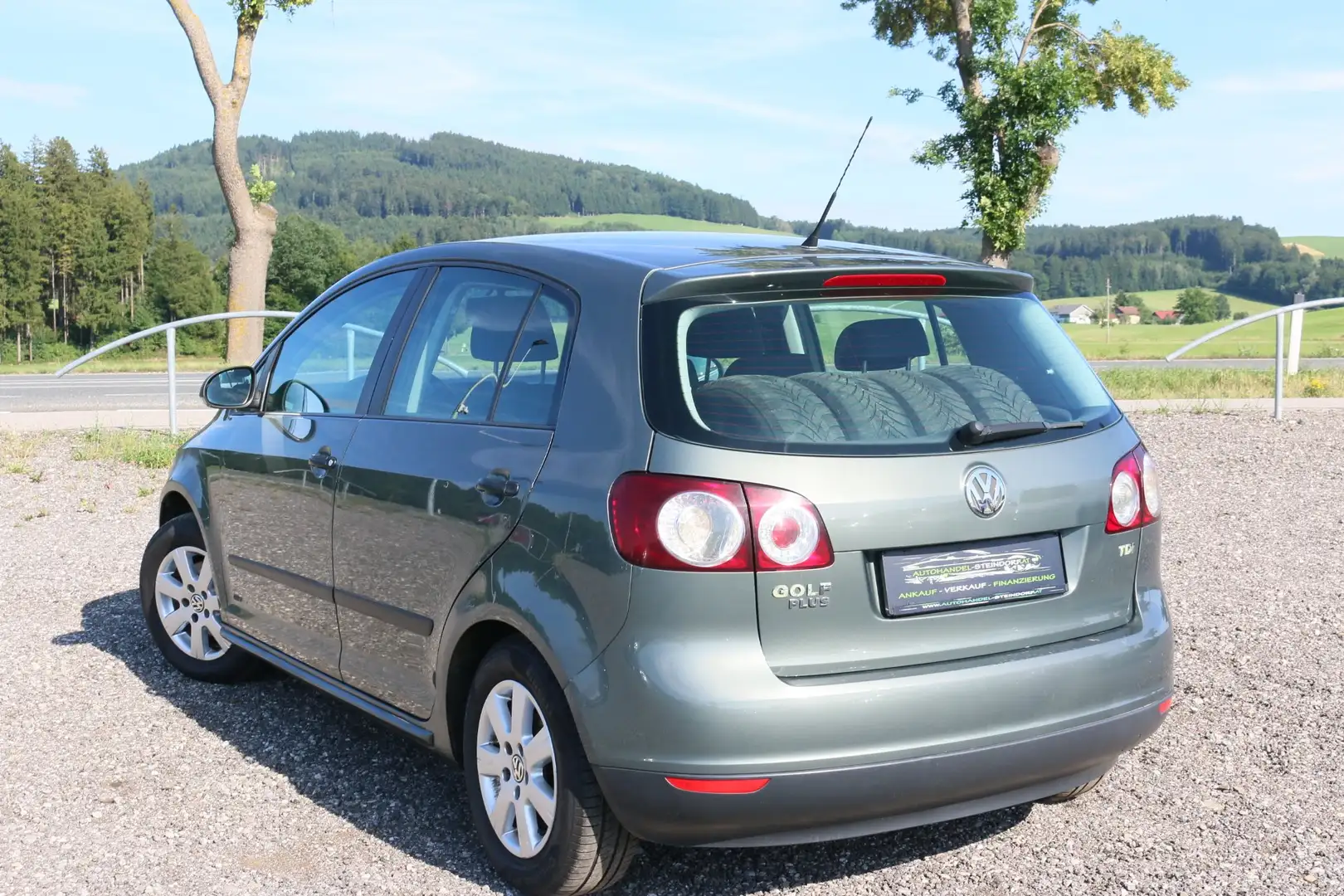 Volkswagen Golf Plus 1,9 TDI*1.Besitz*Pickerl Neu Grün - 2