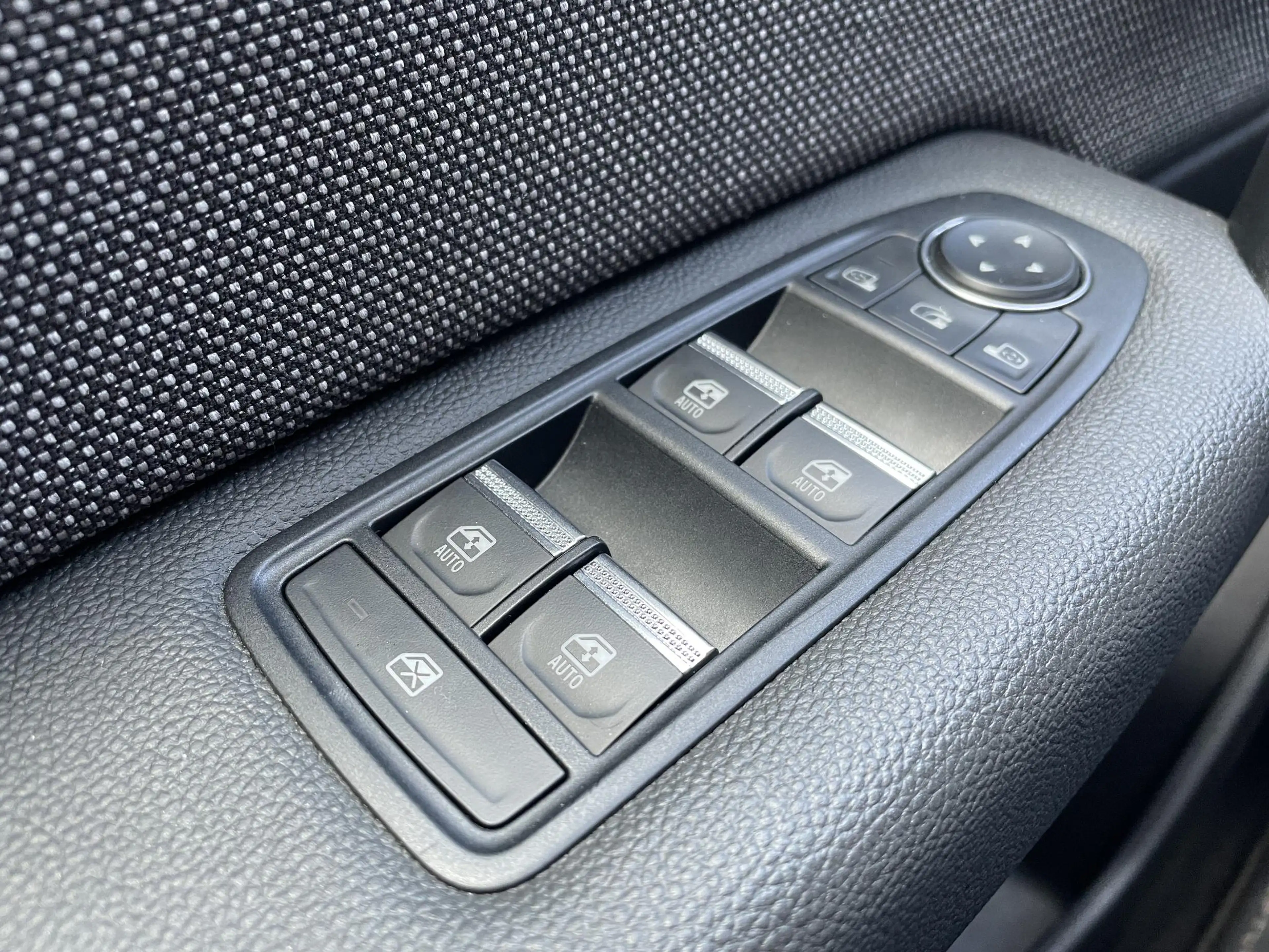 Renault Captur 1.8 E-Tech full hybrid 160 techno | Adapt Cruise | — photo 15