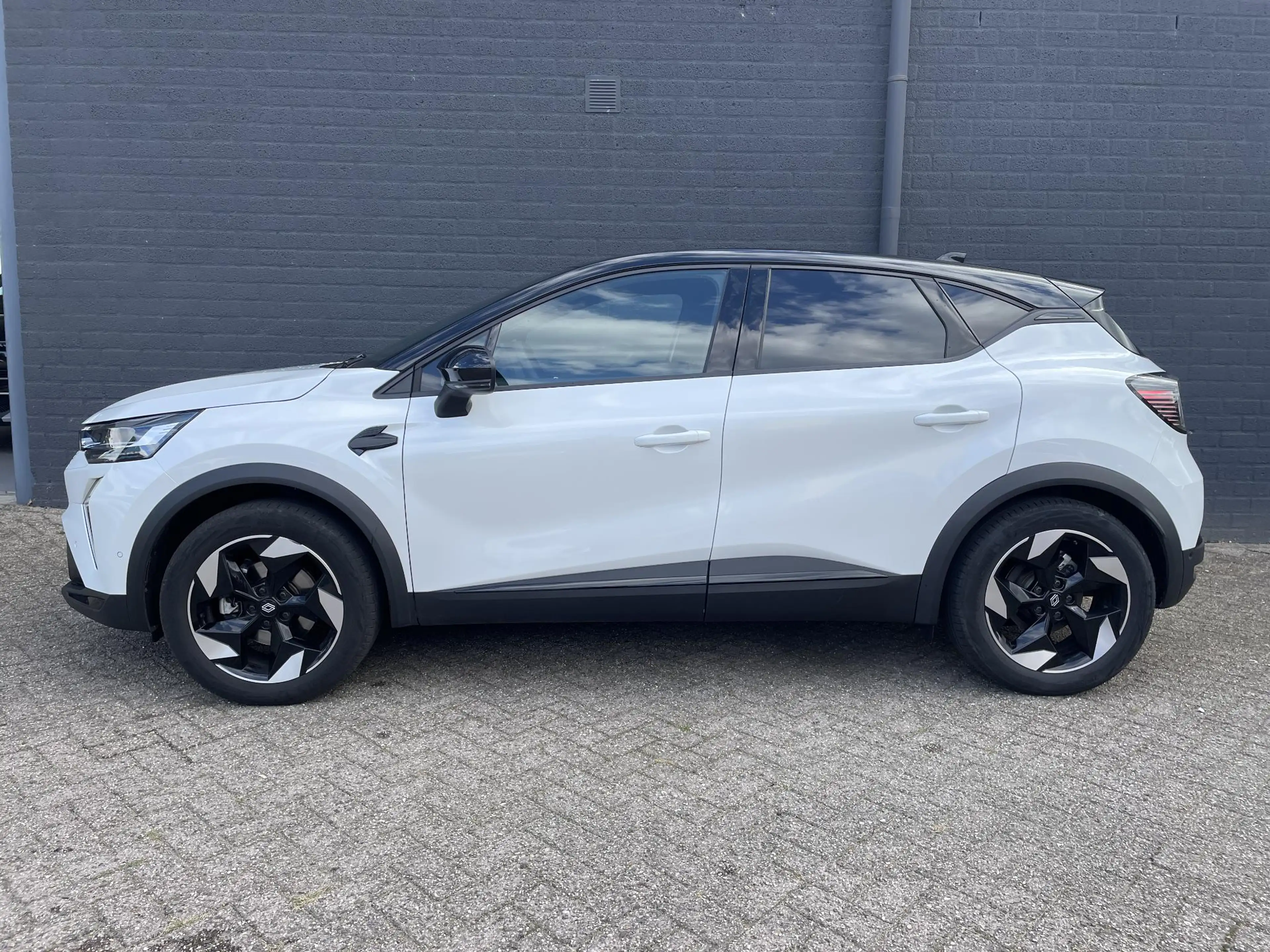 Renault Captur 1.8 E-Tech full hybrid 160 techno | Adapt Cruise | — photo 7