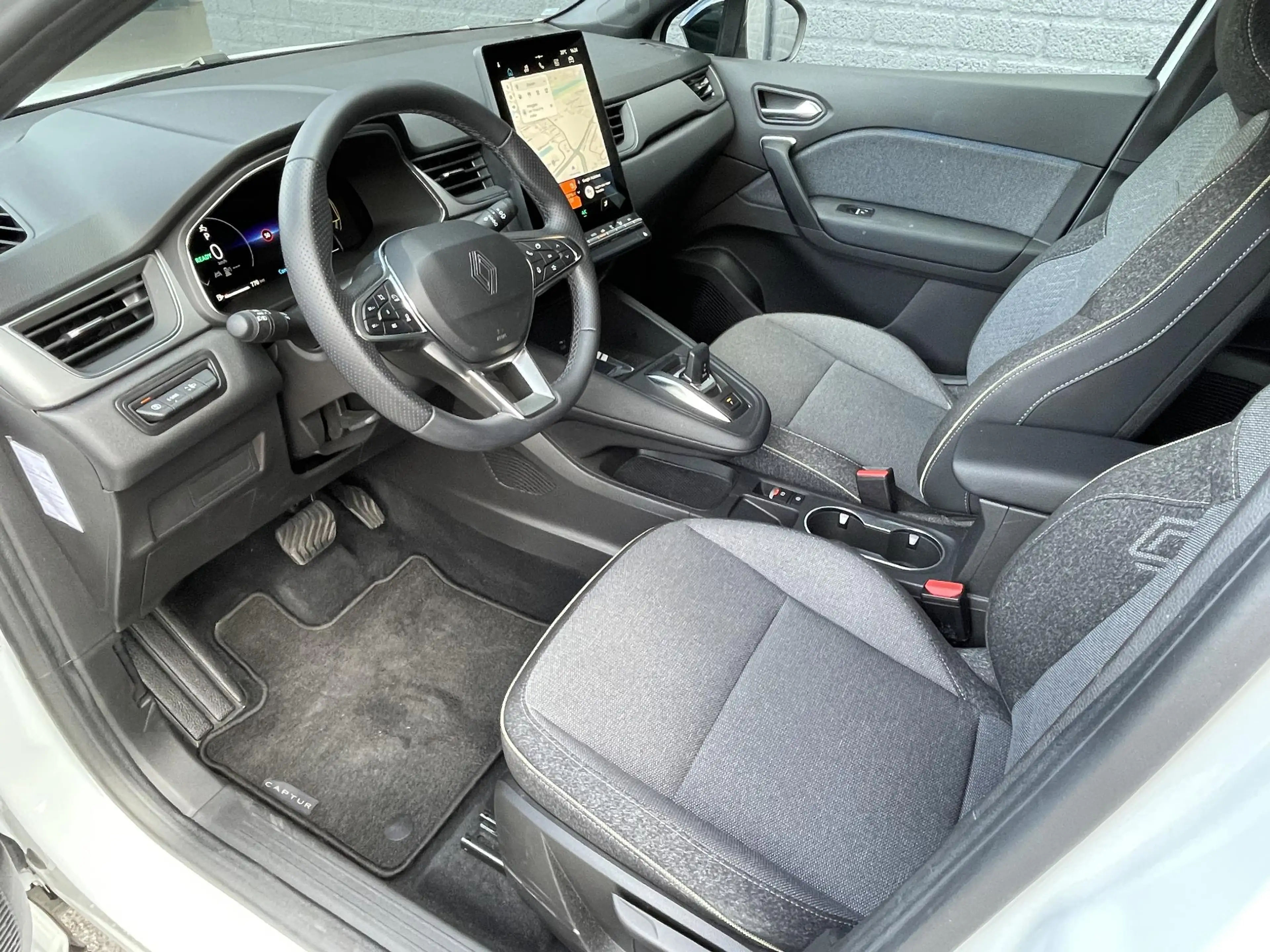 Renault Captur 1.8 E-Tech full hybrid 160 techno | Adapt Cruise | — photo 8
