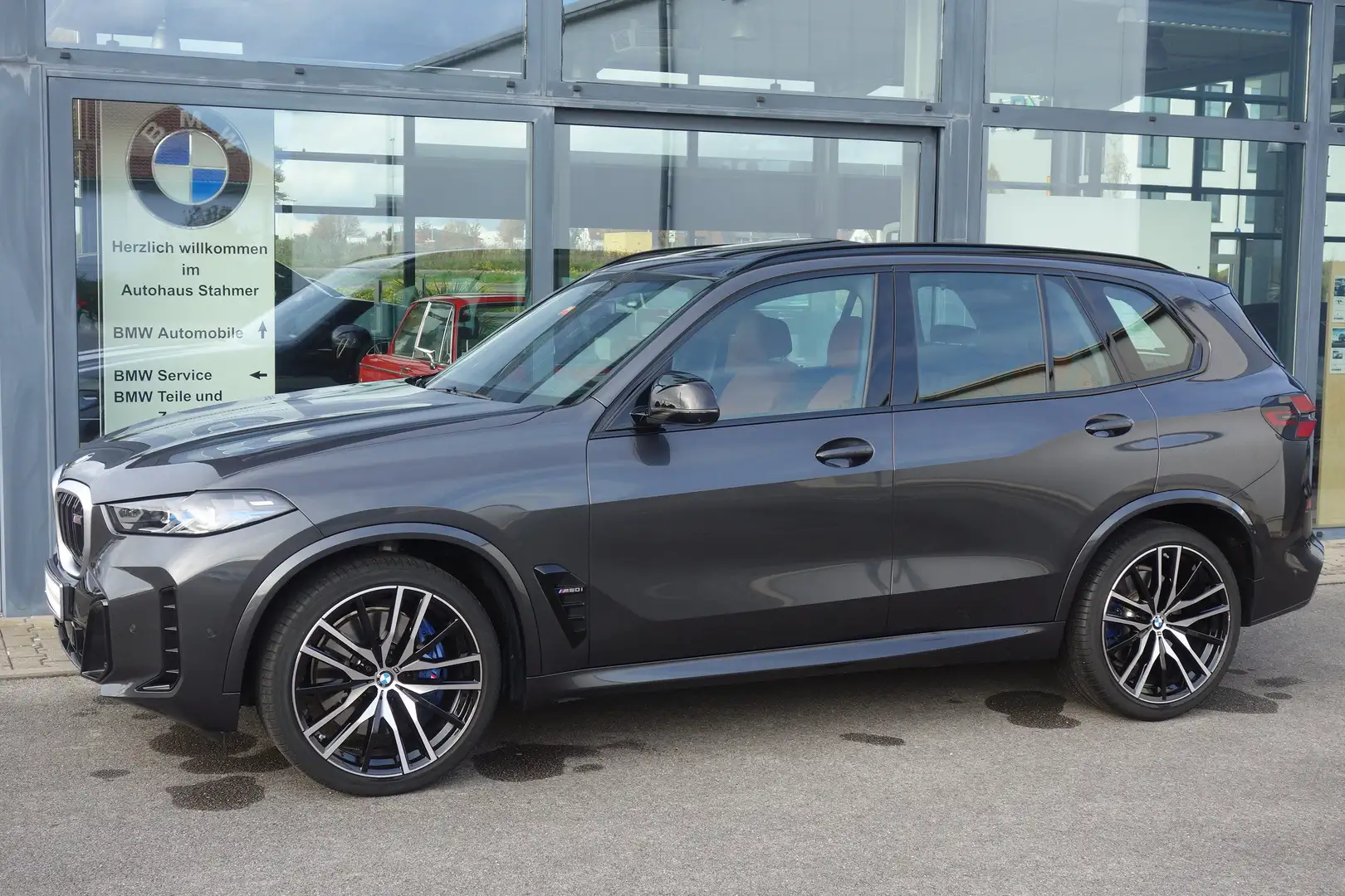 BMW X5 M60i xDrive INDIVIDUAL Innovation+Komfort+Travelpa Grau - 2