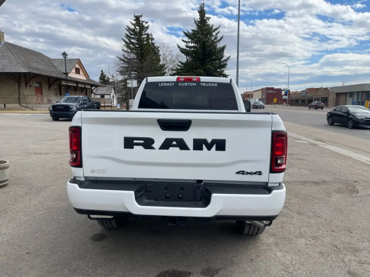 RAM 2500 снимка RAM 2500