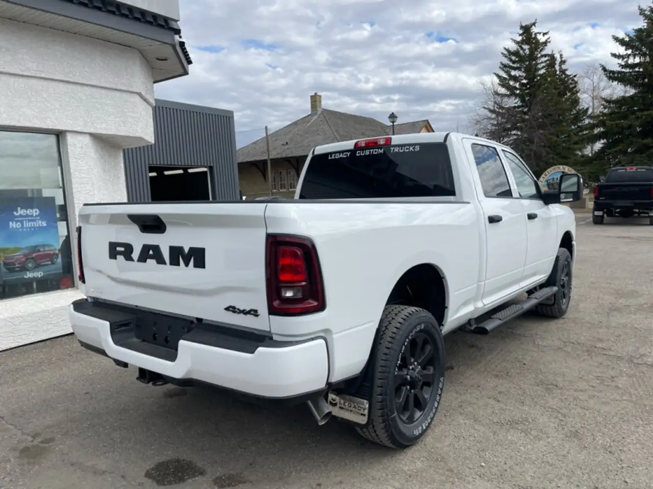 RAM 2500 снимка RAM 2500