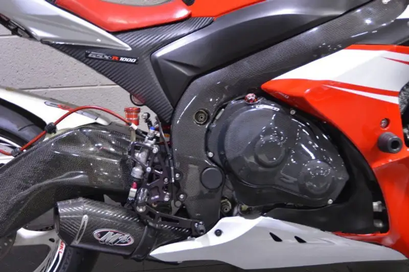 Suzuki GSX-R 1000 - foto 4