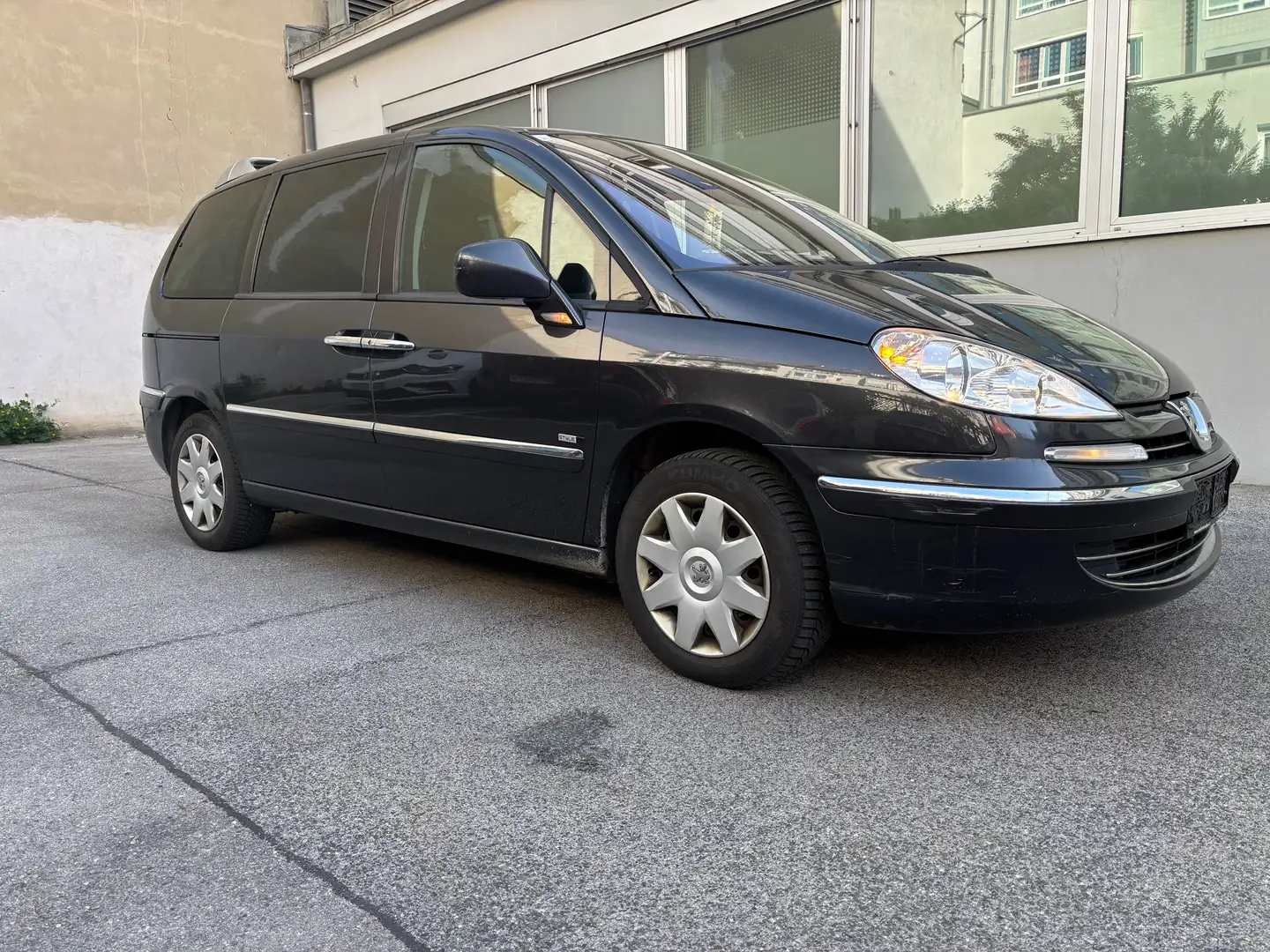 Peugeot 807 807 2,0 HDi Style NEUES PICKEL KLIMATRONIC PDC Gris - 2