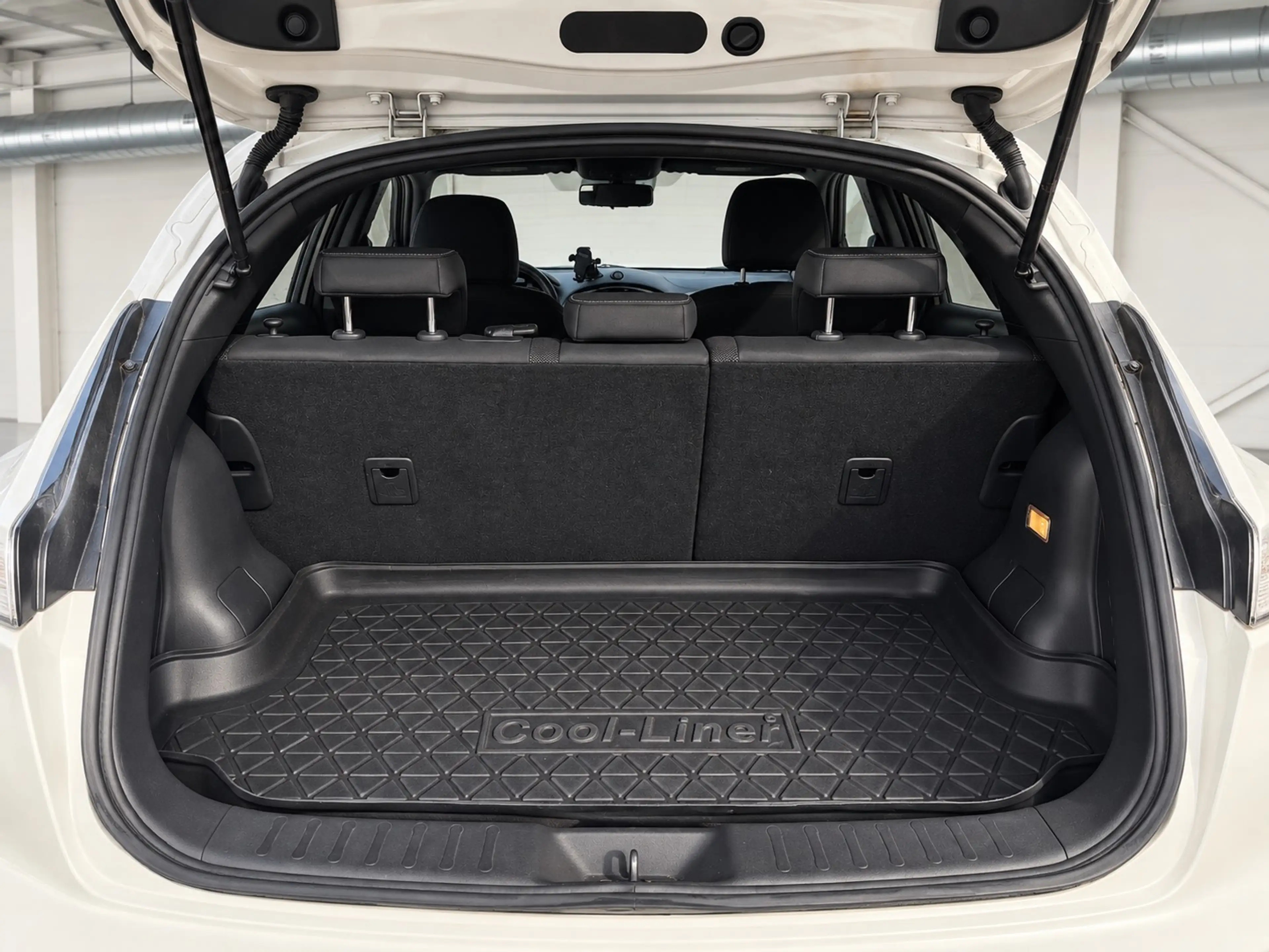 Nissan Juke Juke 1.2 DIG-T 2WD N-Connecta — photo 12