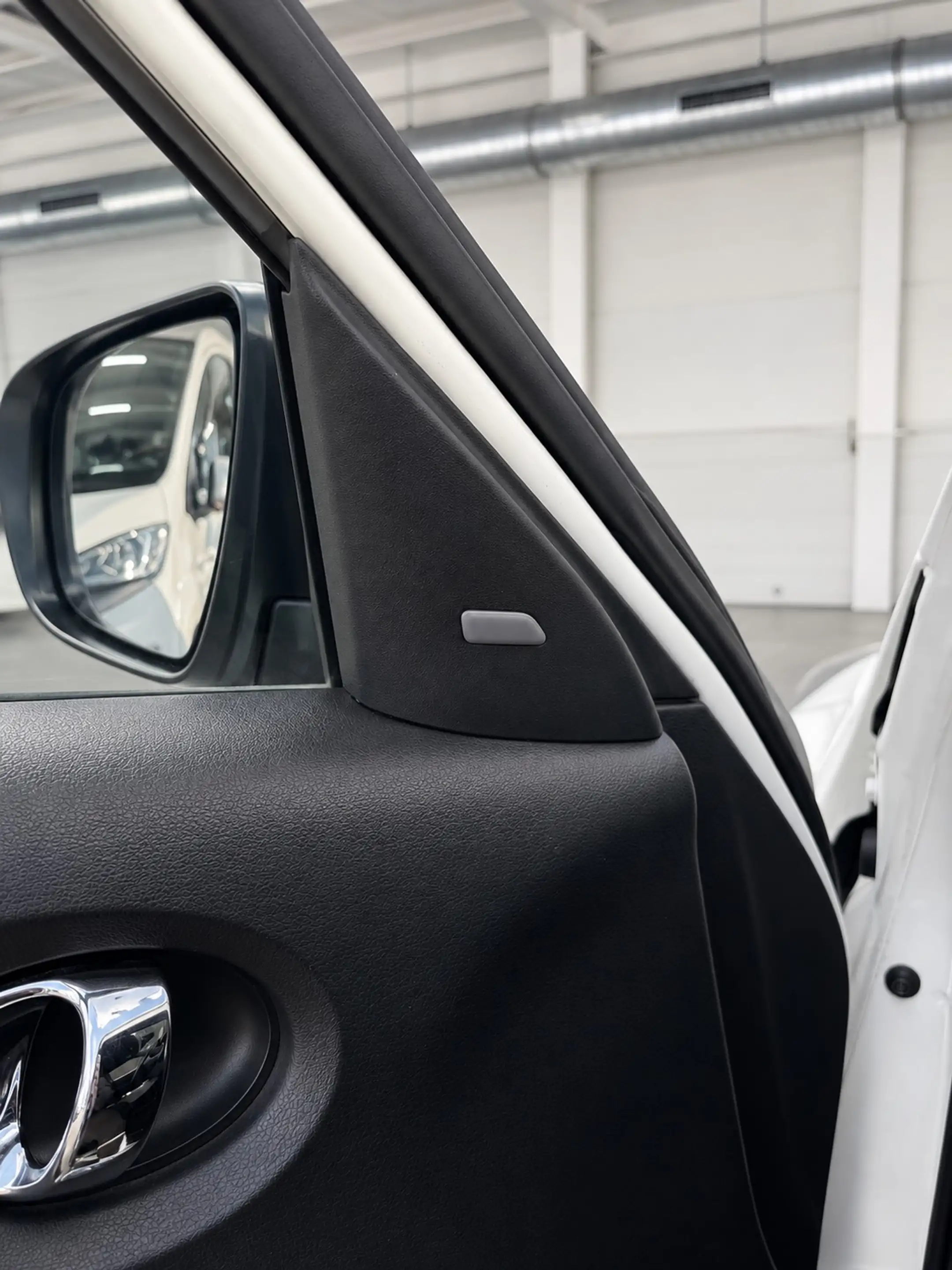 Nissan Juke Juke 1.2 DIG-T 2WD N-Connecta — photo 15