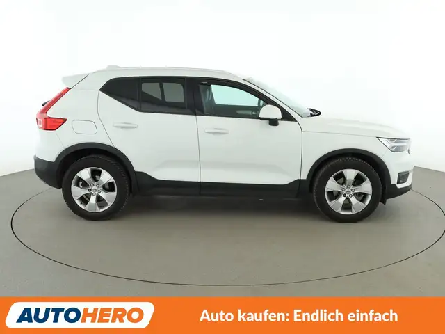 Volvo XC40 view 7