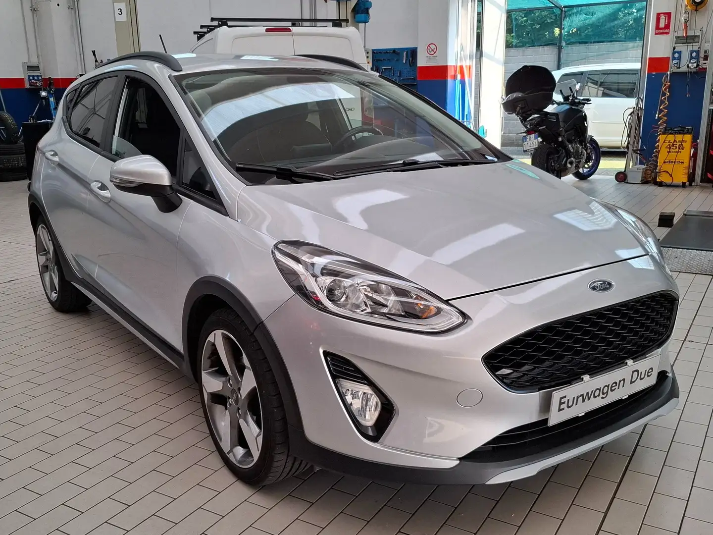 Ford Fiesta Active 1.0 ecoboost s Argento - 1