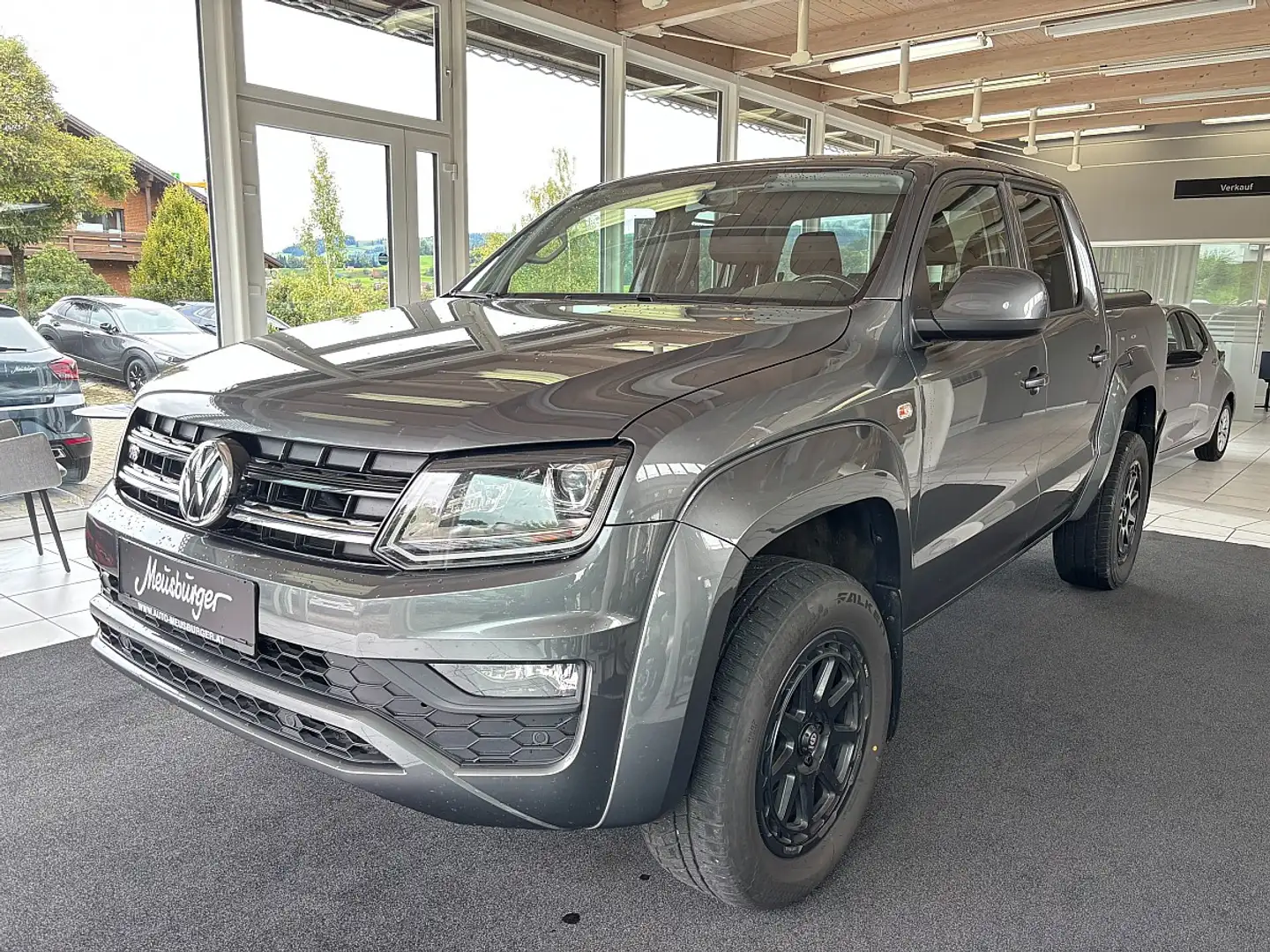 Volkswagen Amarok DoubleCab Comfortline 3,0 TDI 4Motion Aut. Grau - 1