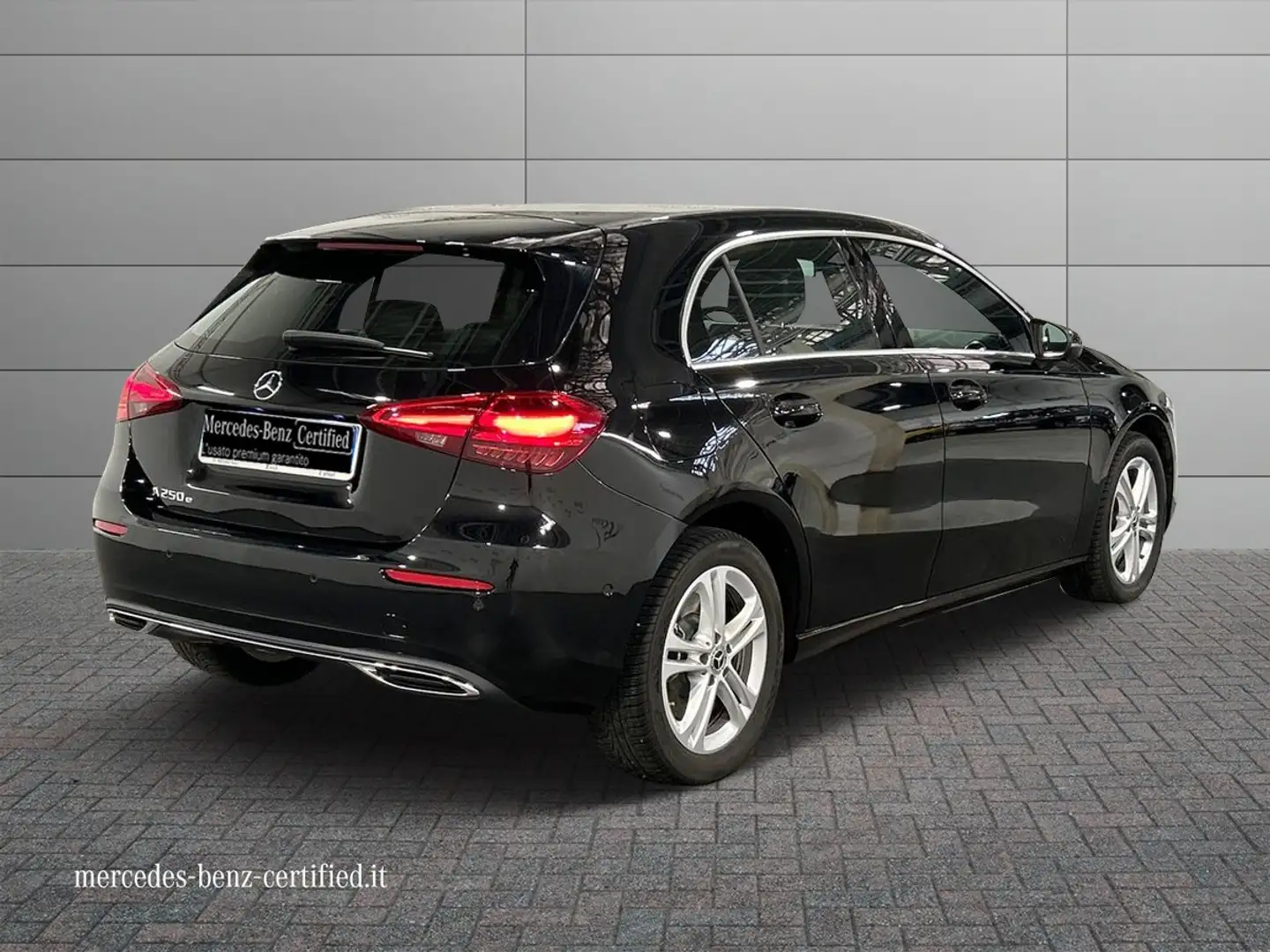 Mercedes-Benz A 250 e phev Progressive Advanced auto Nero - 2