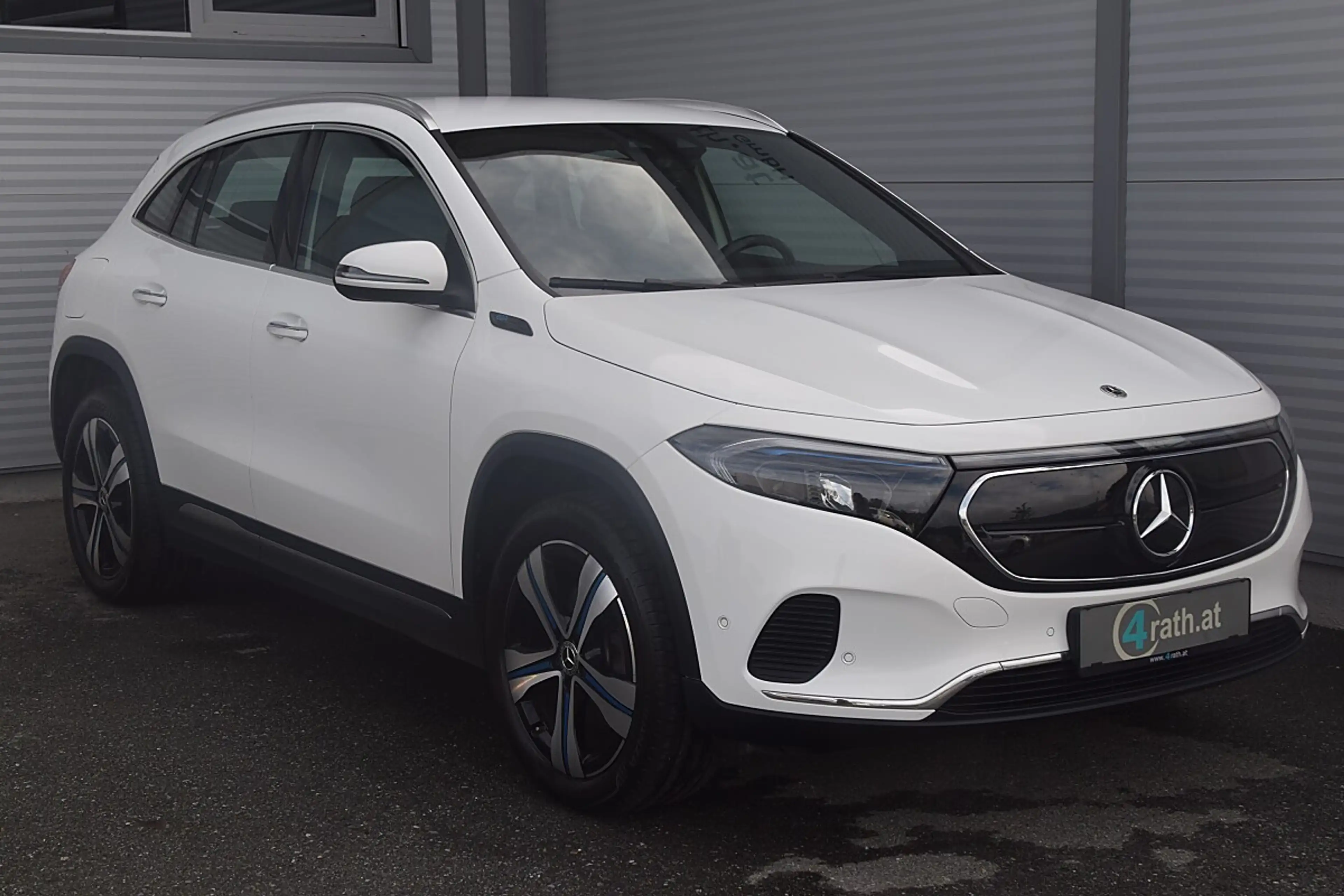Mercedes-Benz EQA 250 66,5 kWh Aut. LED/NAVI/RFK / NETTO: 23.650 € — photo 2