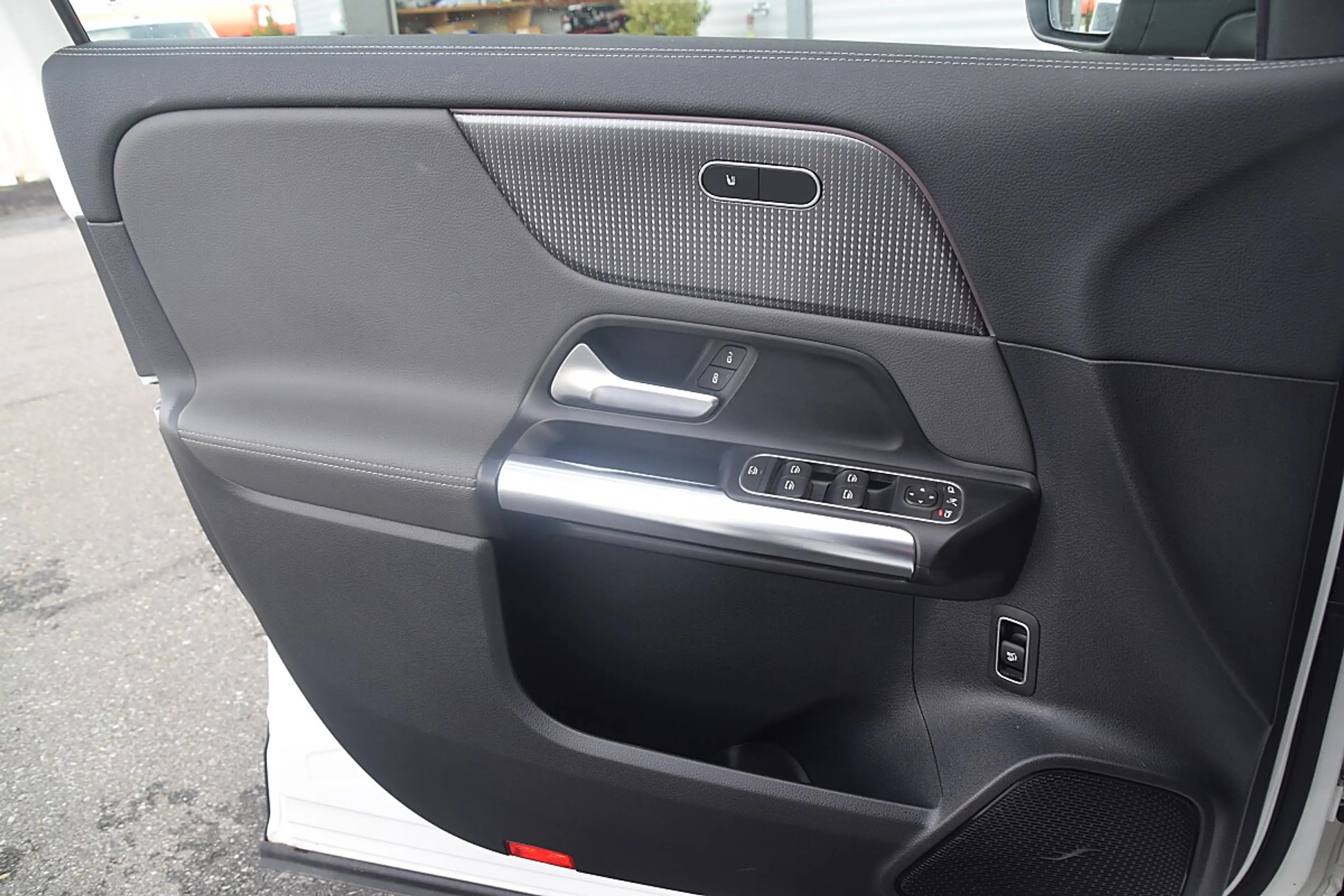 Mercedes-Benz EQA 250 66,5 kWh Aut. LED/NAVI/RFK / NETTO: 23.650 € — photo 14