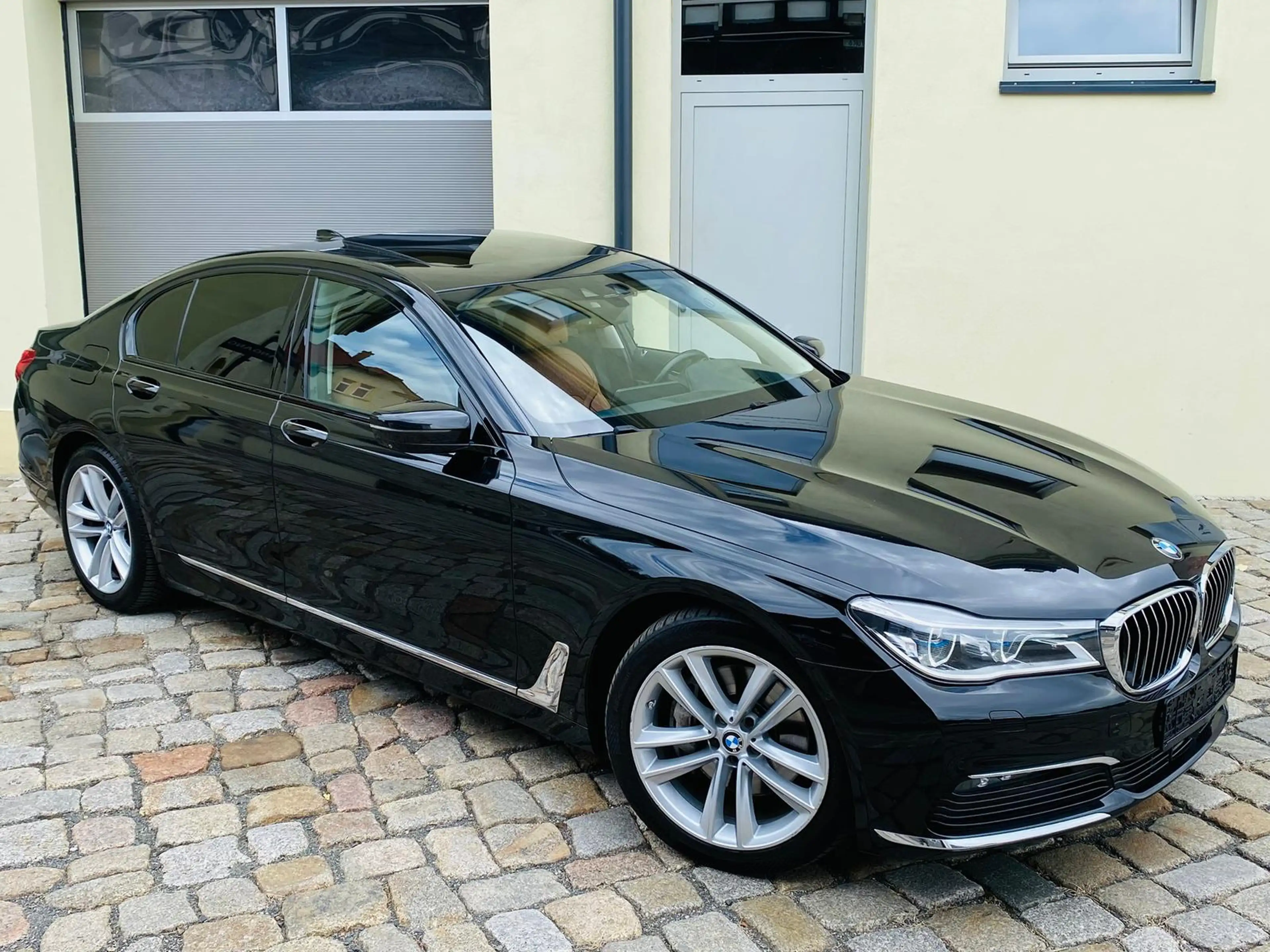 BMW 740 d xDrive Shadow-Line +CARPLAY+HUD+LASER+360°+ — photo 2