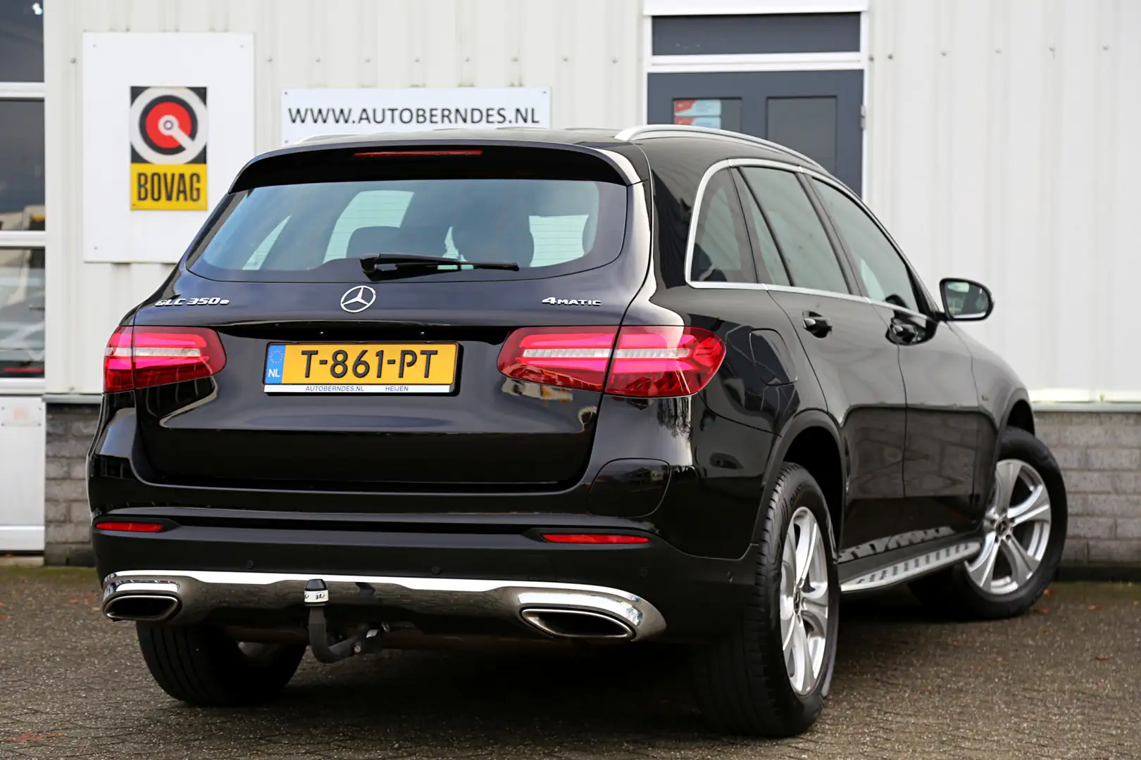 Mercedes-Benz GLC 350 350e 4MATIC Plug in hybride*Perfect Onderh.*AMG In Zwart - 2