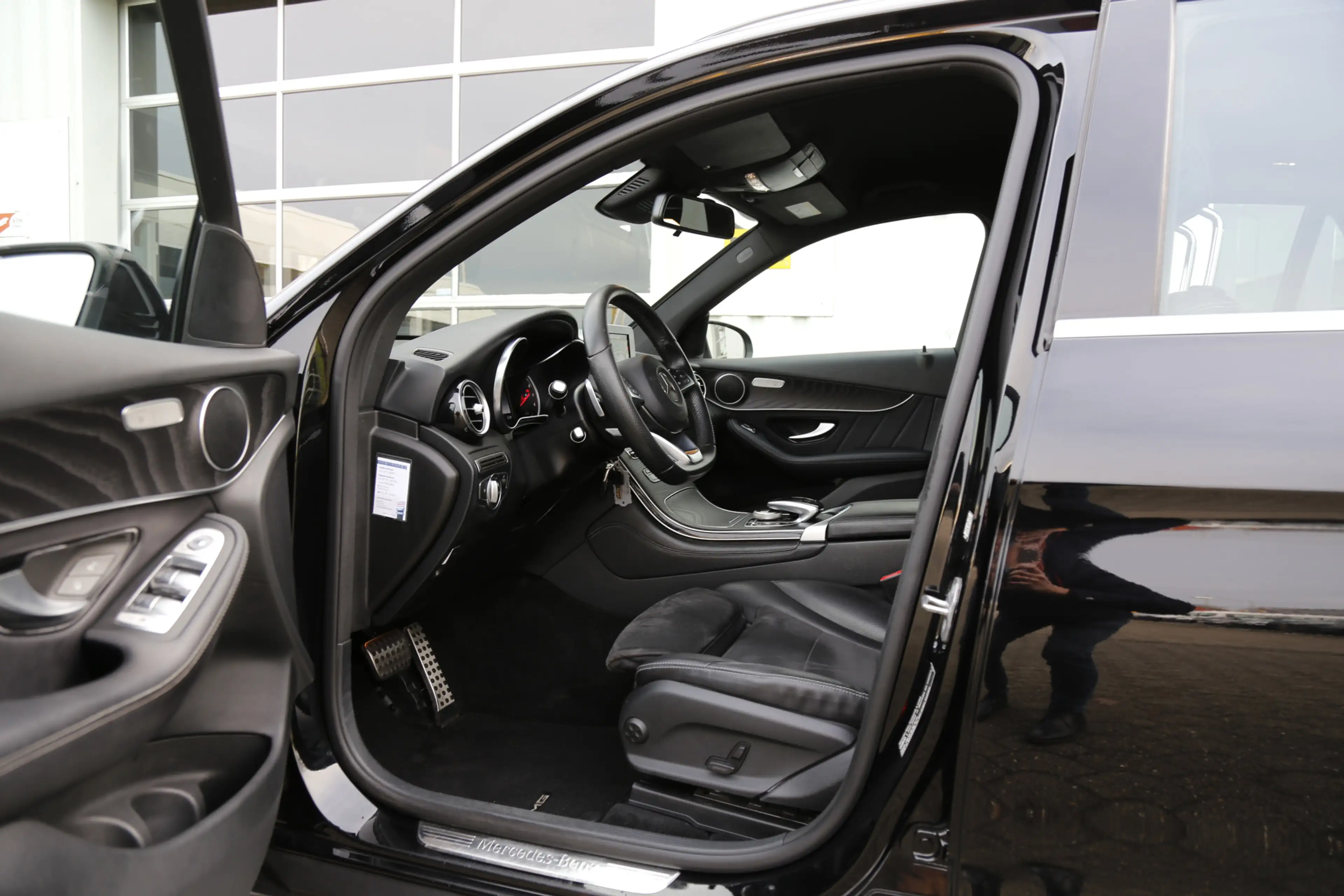 Mercedes-Benz GLC 350 350e 4MATIC Plug in hybride*Perfect Onderh.*AMG In — photo 3