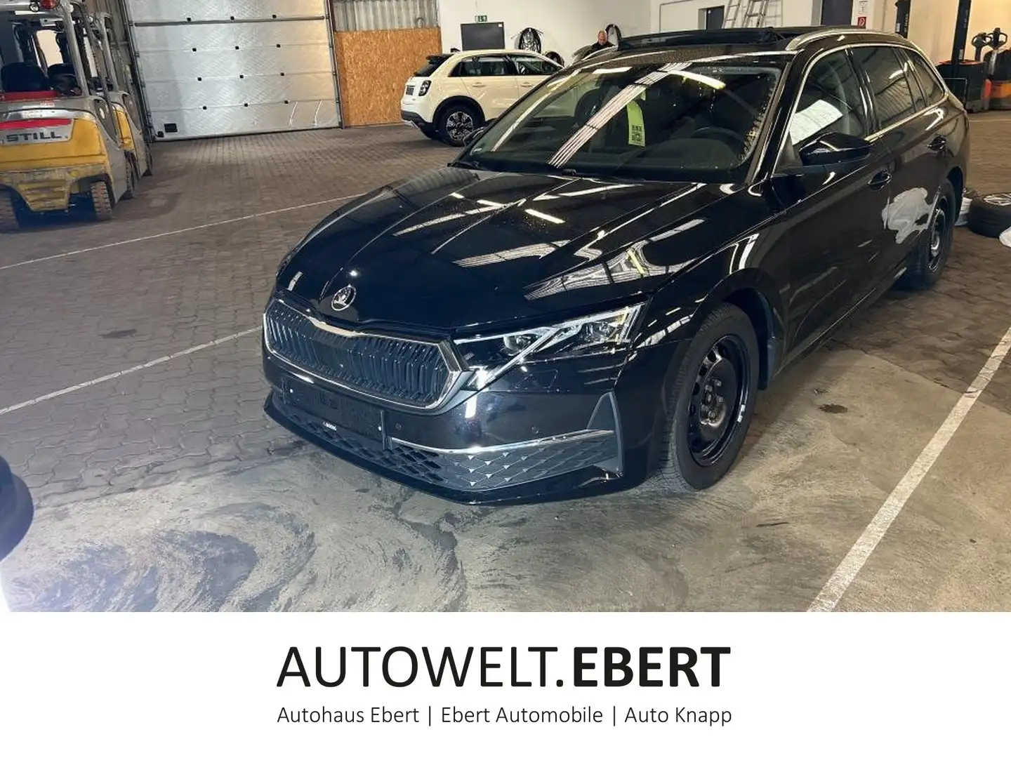 Skoda Octavia 2.0 TDI DSG Ultimate/PANO/AHK/360°/ACC/ Schwarz - 1