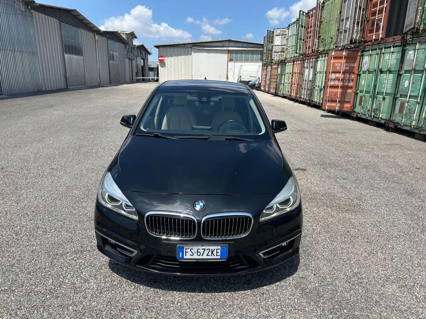 BMW 218 218d tourer Advantage 100 MILA KM Gris - 2