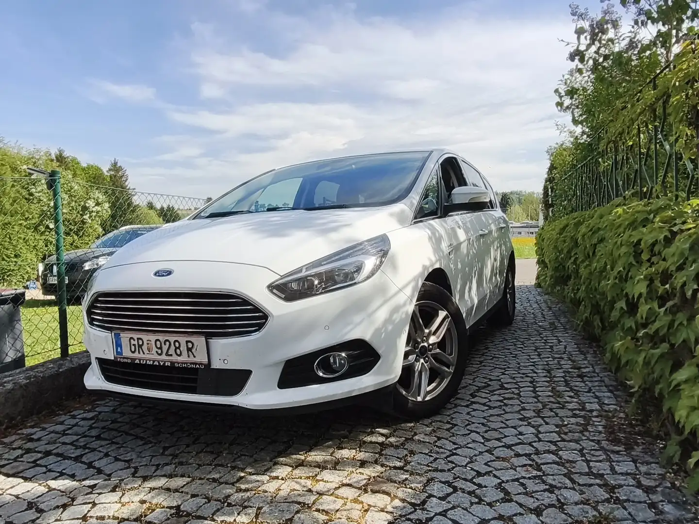 Ford S-Max Titanium 2.0 TDCi Auto-Start/Stop Aut. Titan Weiß - 1