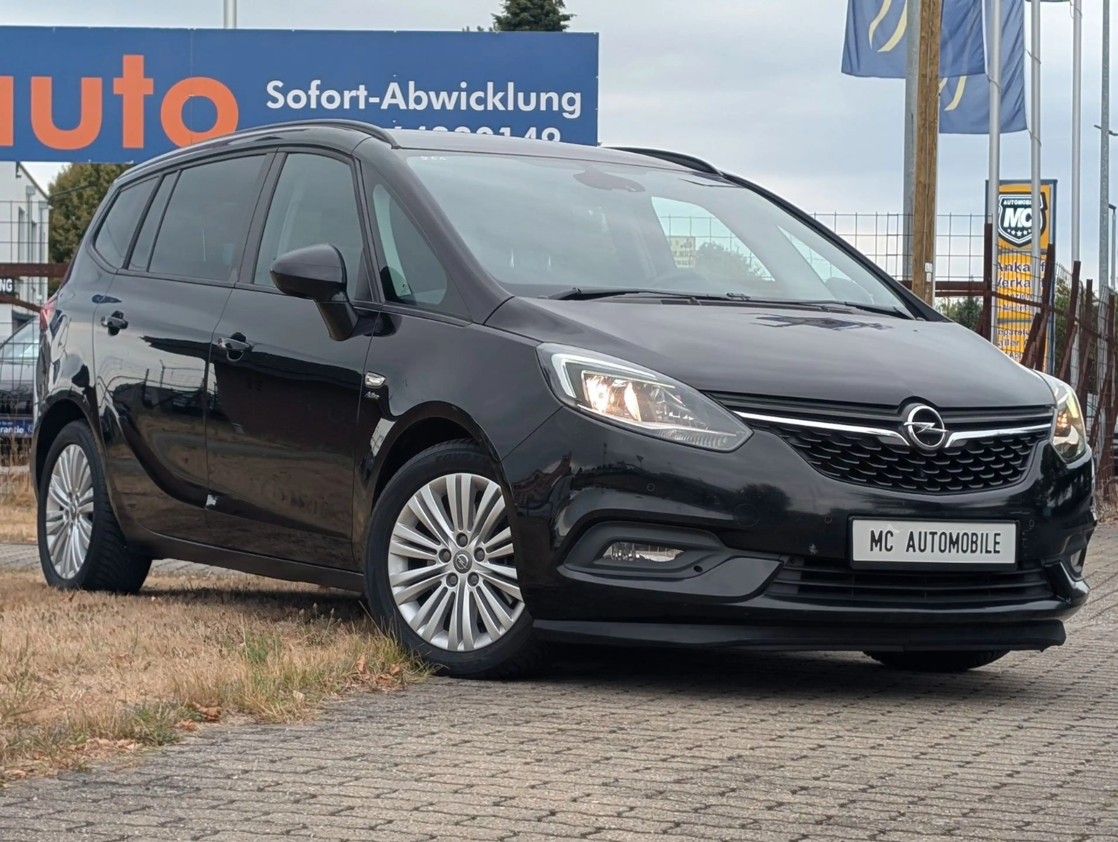 Opel Zafira Tourer Active*AUTOMATIK*KAMERA*PDC V-H — photo 3