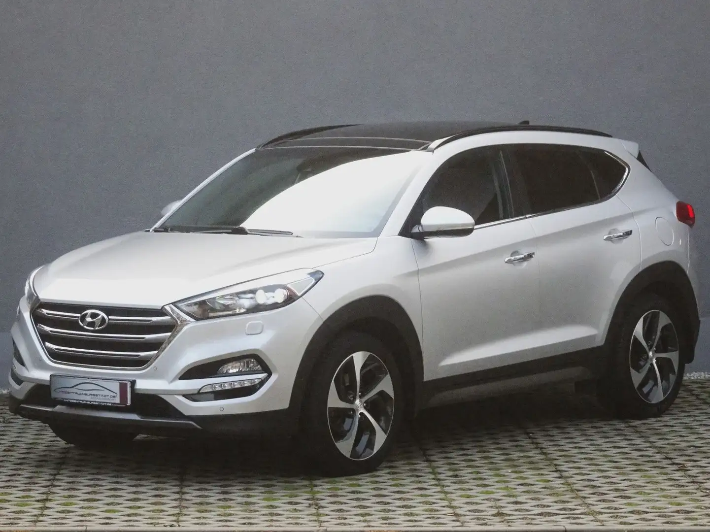 Hyundai TUCSON 1,6 T-GDI 4WD DCT Premium/Vollausstattung Silber - 1