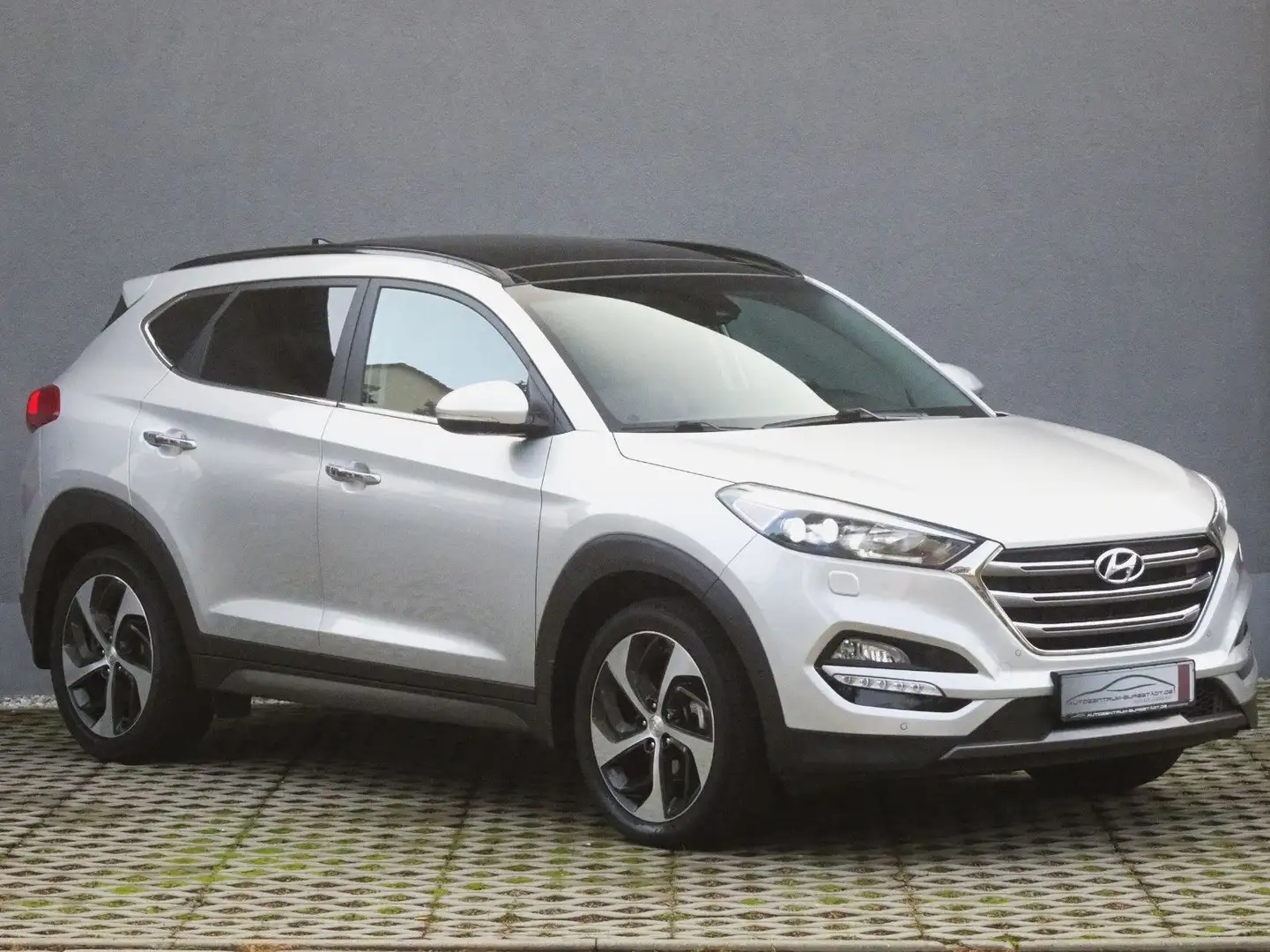 Hyundai TUCSON 1,6 T-GDI 4WD DCT Premium/Vollausstattung Silber - 2