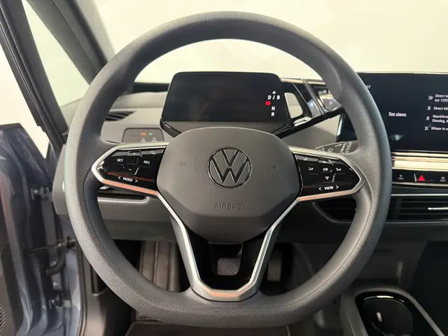 Volkswagen ID.3 view 6