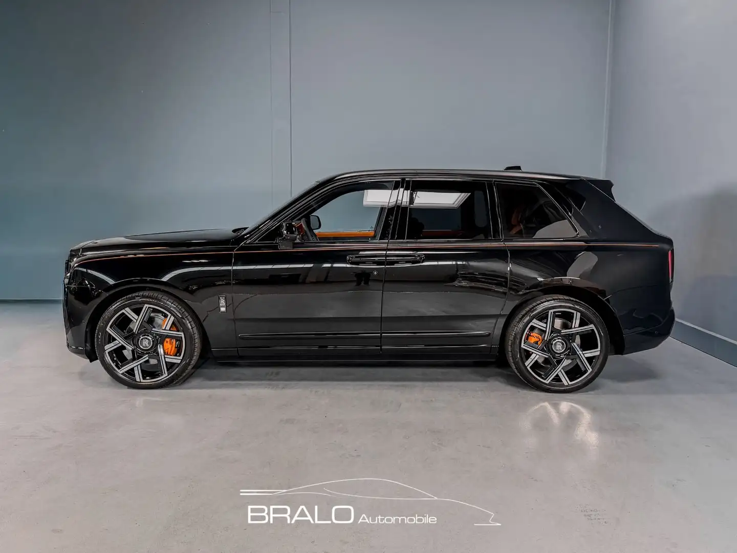 Rolls-Royce Cullinan Black Badge*Prod.26*Mass.*T1*4seater" Schwarz - 1