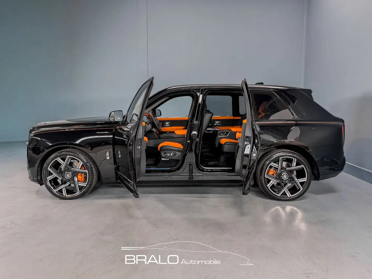 Rolls-Royce Cullinan Black Badge*Prod.26*Mass.*T1*4seater" Schwarz - 2