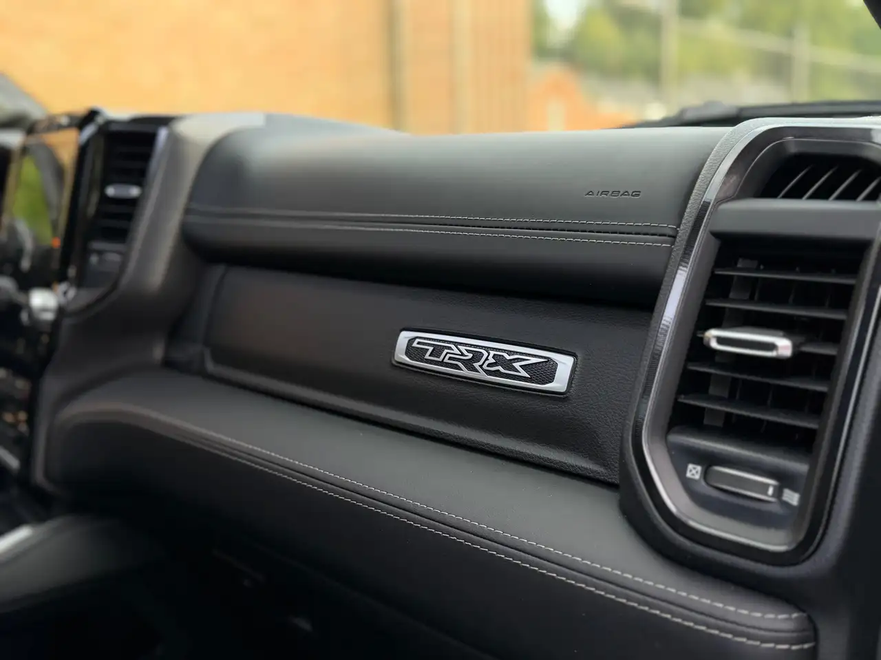 Dodge RAM 2022 — фото 15