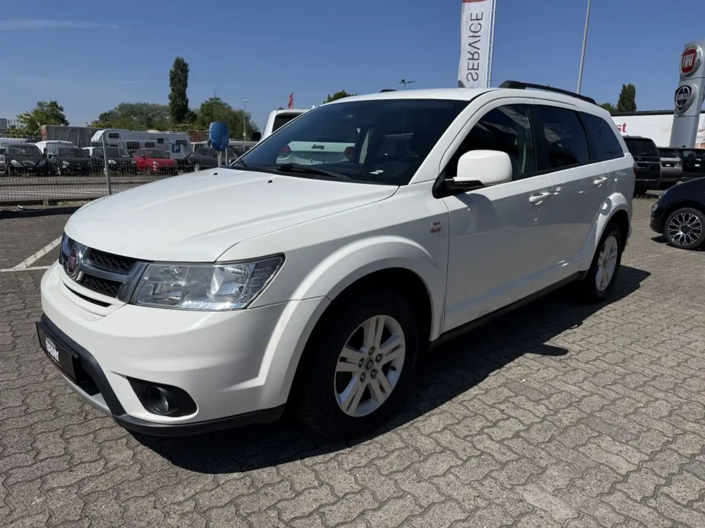 Fiat Freemont 2.0 Multijet 16V DPF Automatik Allrad Lounge Weiß - 1