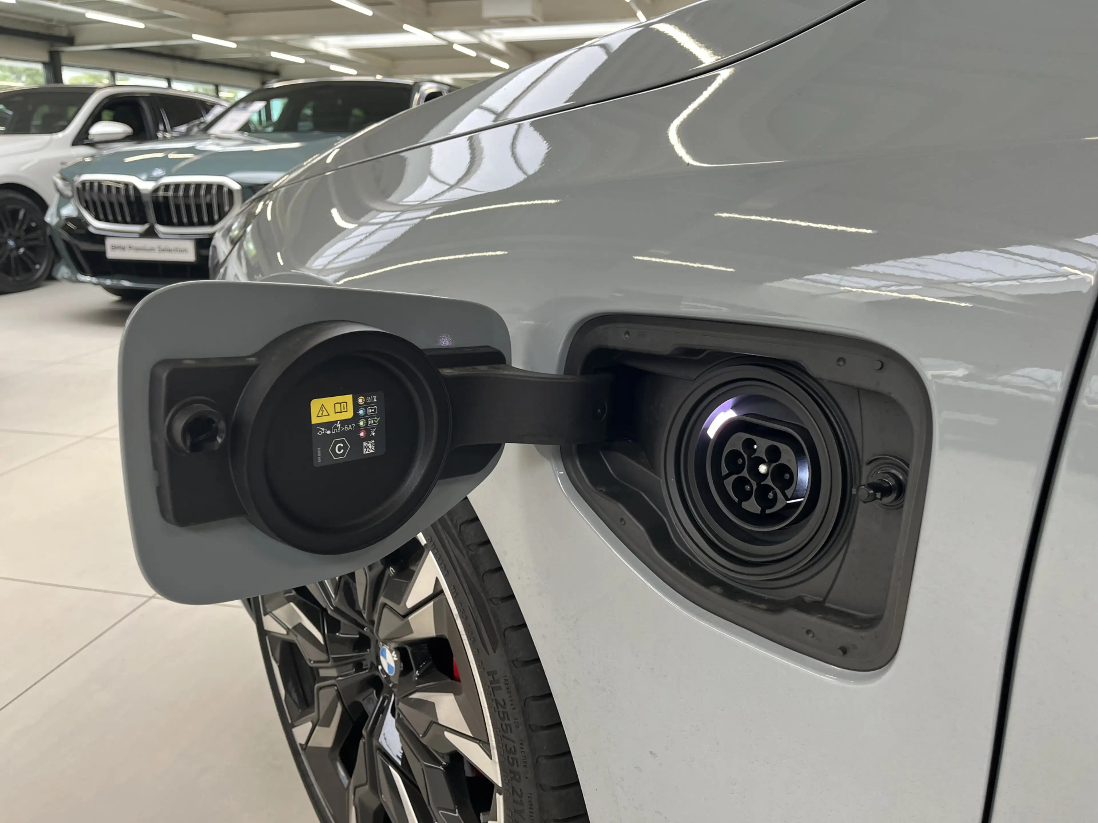 BMW 530 5-serie Touring 530e M-Sport Pro | Trekhaak | 21" — photo 2