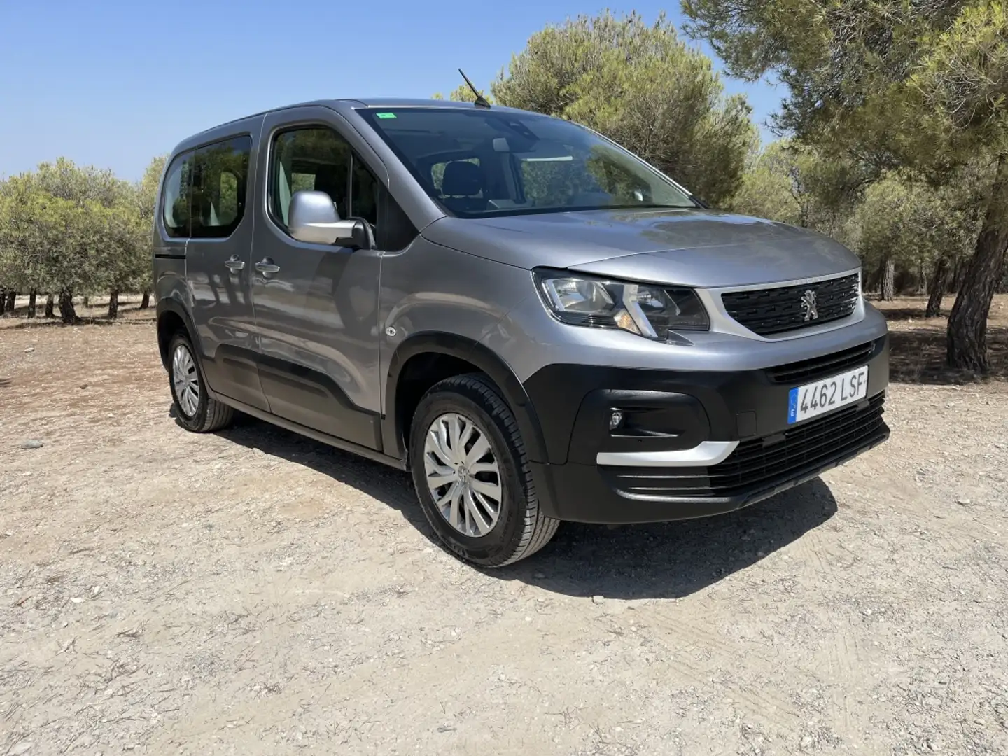 Peugeot Rifter 1.5BlueHDi S&S Long Active NAV+ 100 Gris - 2