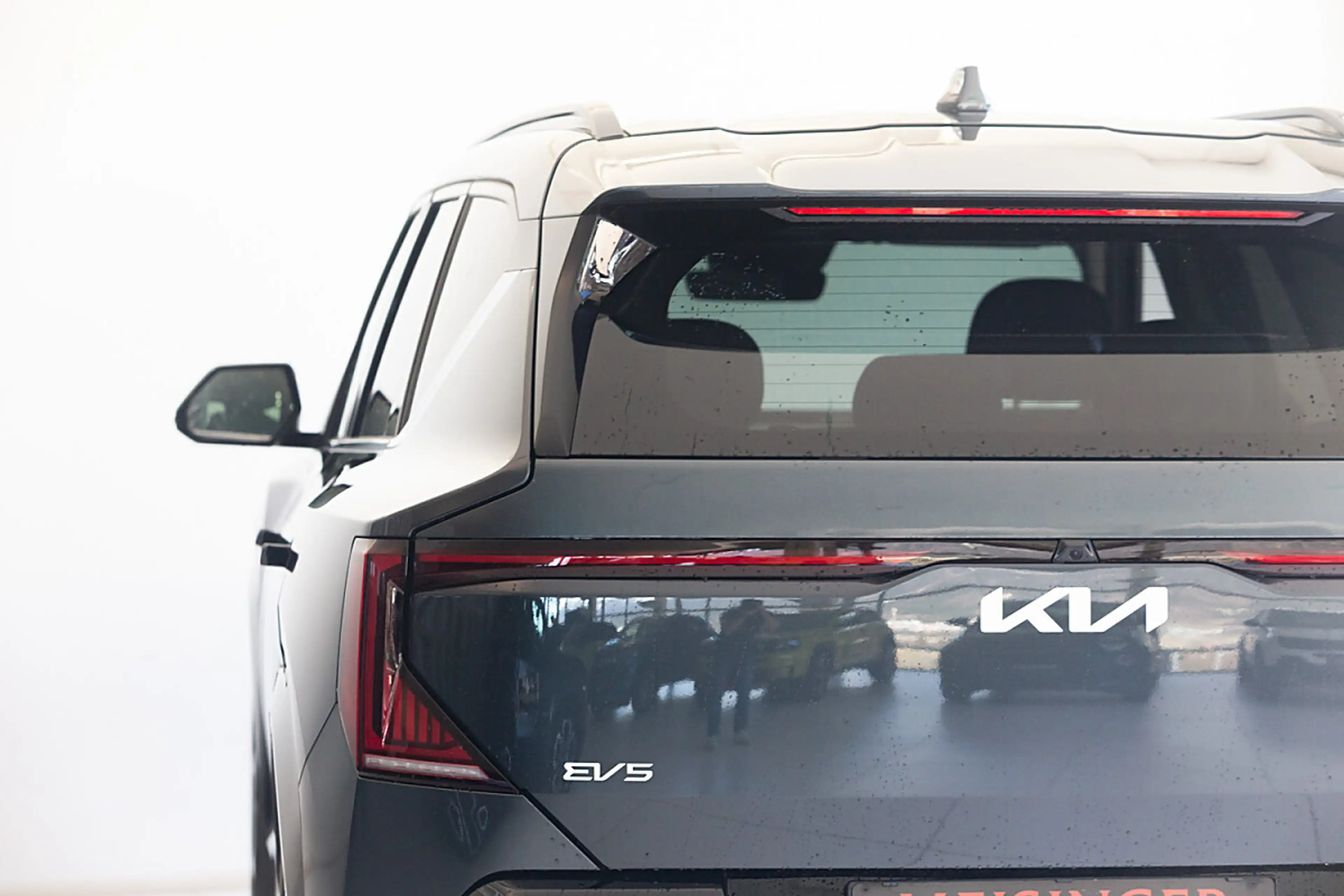 Kia EV5 FWD 81,4kWh Earth 1st Edition — photo 3