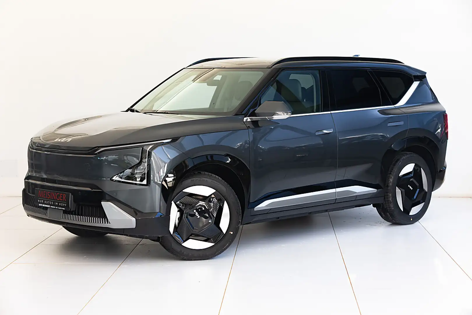 Kia EV5 FWD 81,4kWh Earth 1st Edition Grau - 1