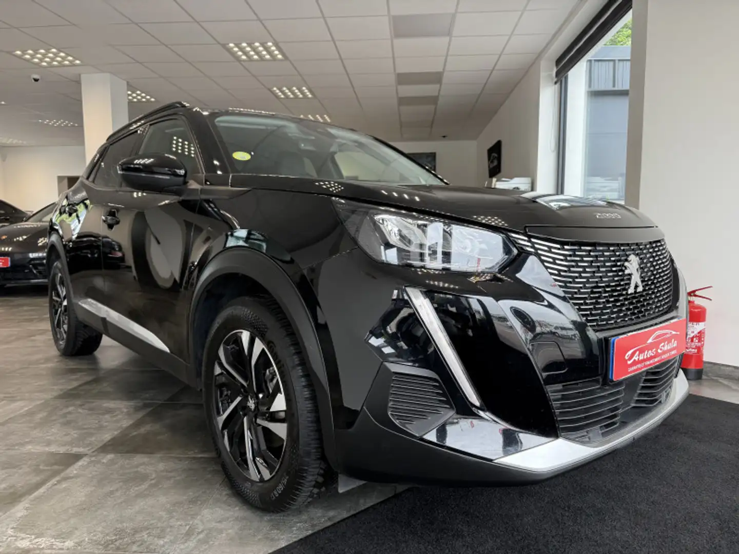 Peugeot 2008 1.5 BLUEHDI 130CH S\u0026S ALLURE PACK EAT8 Noir - 2