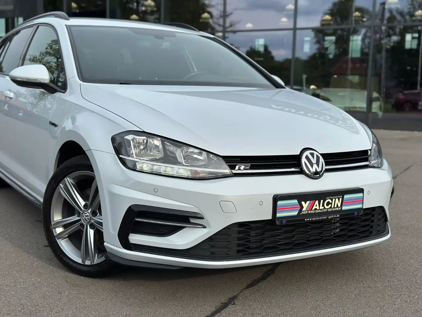 Volkswagen Golf 2.0 TDI Variant 3 x R-Line 2.HA/LEDER/ACC Blanc - 2