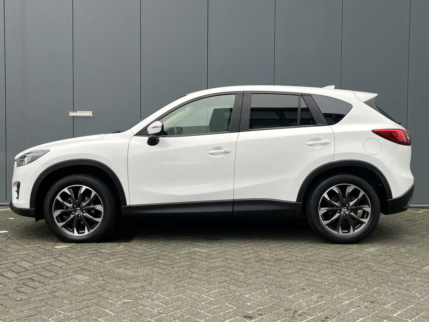 Mazda CX-5 2.0 SkyActiv-G 165pk GT-M Line Automaat | Leder | Blanco - 2