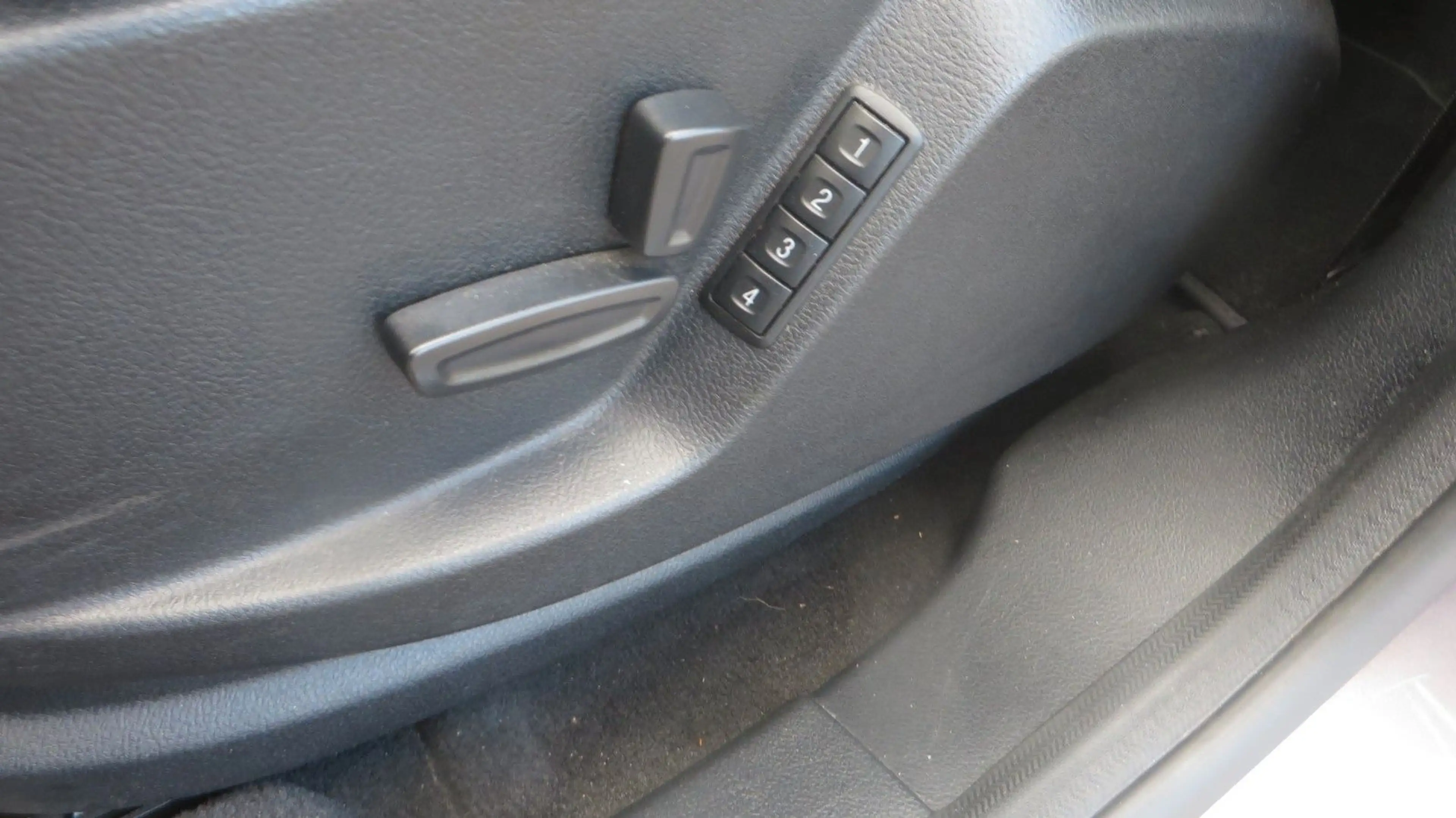 Ford Galaxy Titanium Automatik , Anhängerkupplung — photo 14