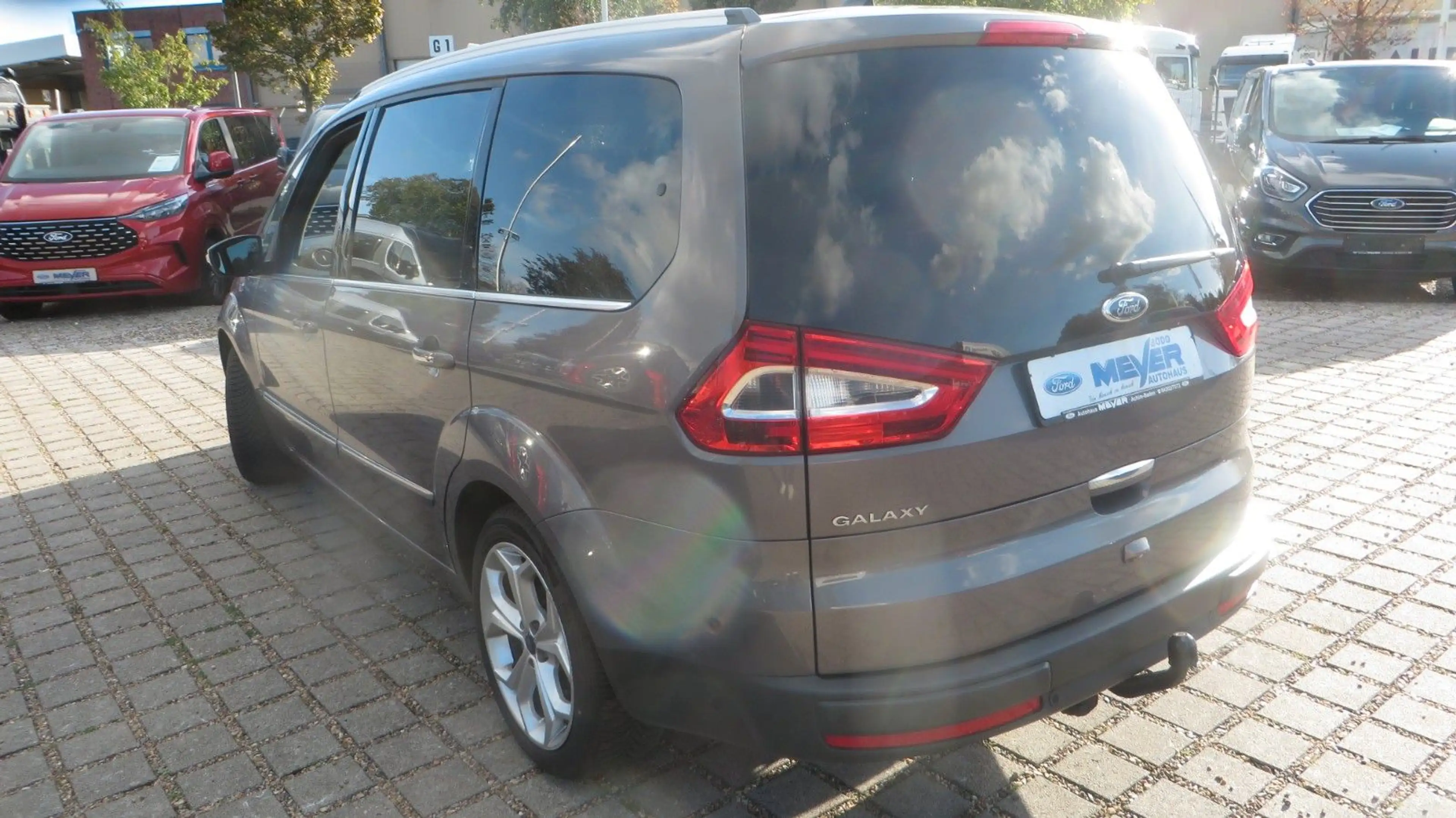 Ford Galaxy Titanium Automatik , Anhängerkupplung — photo 2