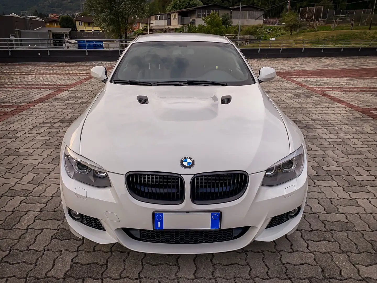 BMW 335 335i Coupe Msport bijela - 2