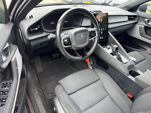 Polestar 2 view 6