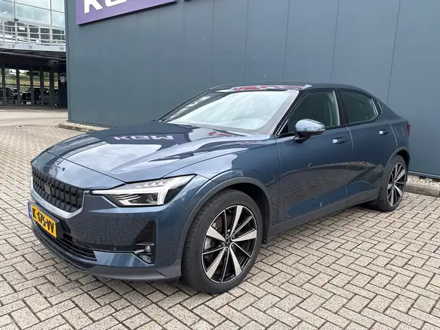 Polestar 2 view 2