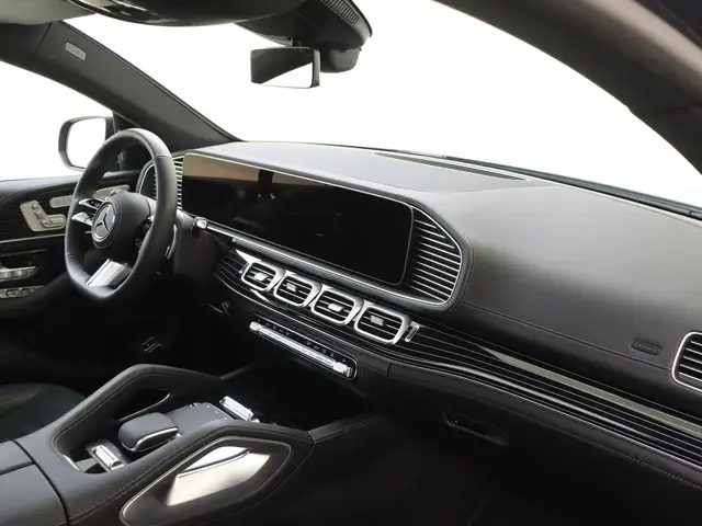 Mercedes-Benz Gle view 12