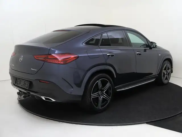Mercedes-Benz Gle view 4