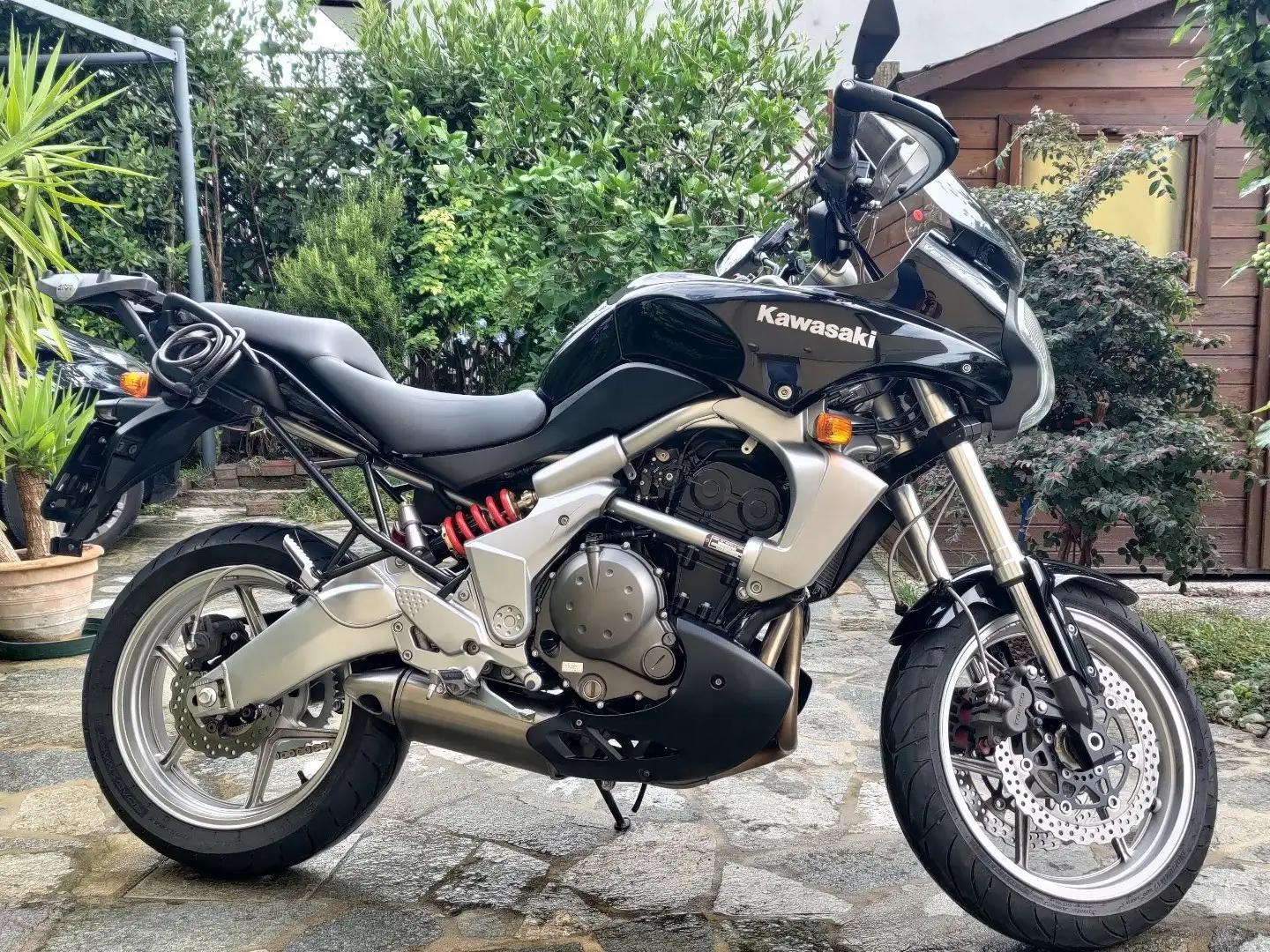 Kawasaki Versys 650 Negru - 1