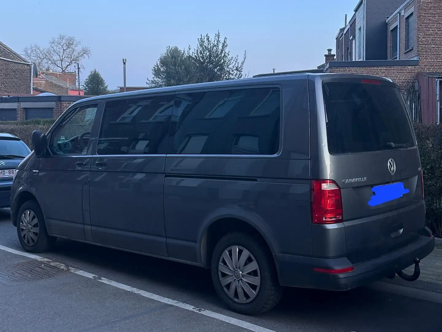 Volkswagen T6 Caravelle 2.0 TDi SCR BMT Comfortline DSG - 2